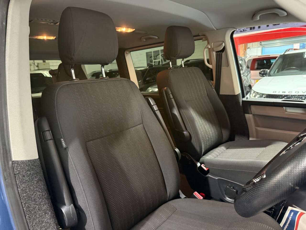 2017 VOLKSWAGEN TRANSPORTER SHUTTLE 2017 VOLKSWAGEN TRANSPORTER SHUTTLE