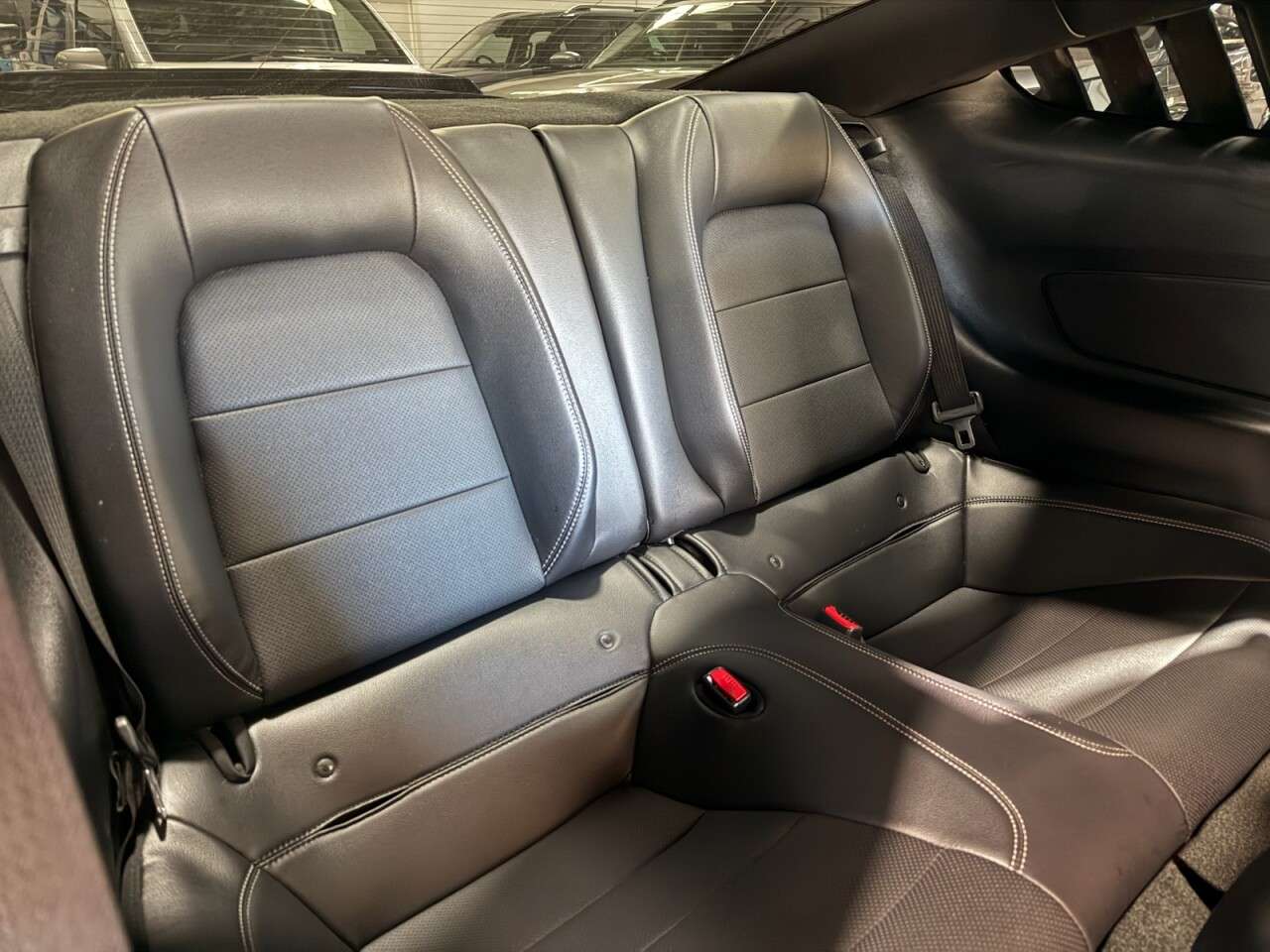 null FORD MUSTANG null FORD MUSTANG