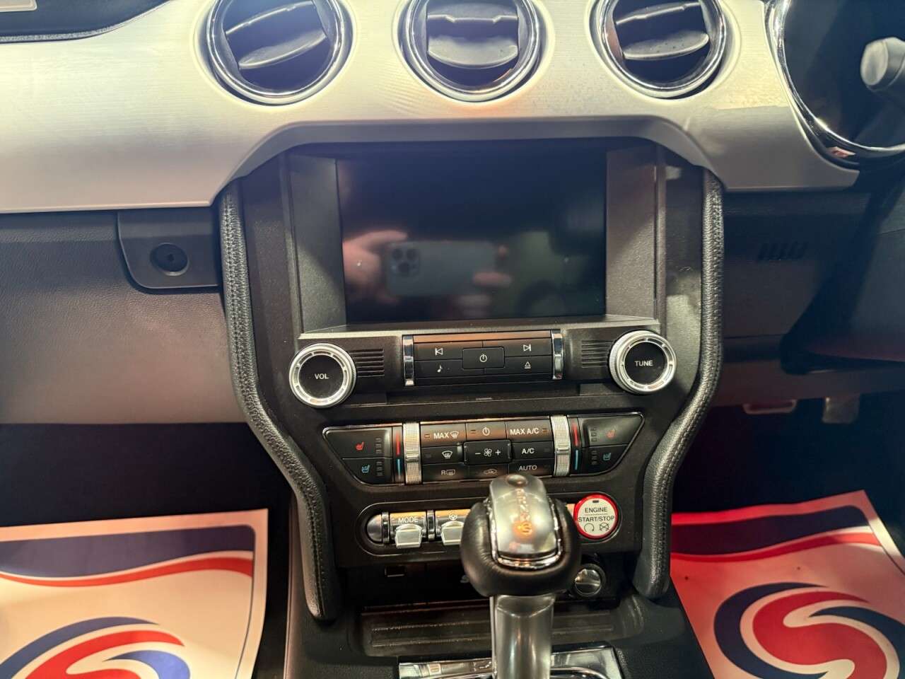 null FORD MUSTANG null FORD MUSTANG