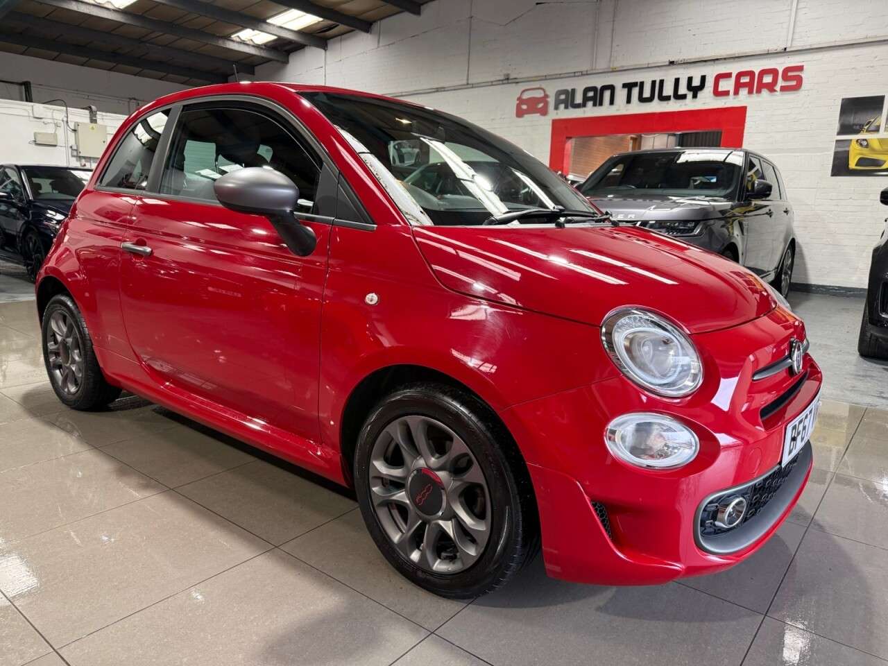 A 2017 FIAT 500 1.2 S Hatchback 3dr Petrol Manual Euro 6 (s/s) (69 bhp) A 2017 FIAT 500 1.2 S Hatchback 3dr Petrol Manual Euro 6 (s/s) (69 bhp)