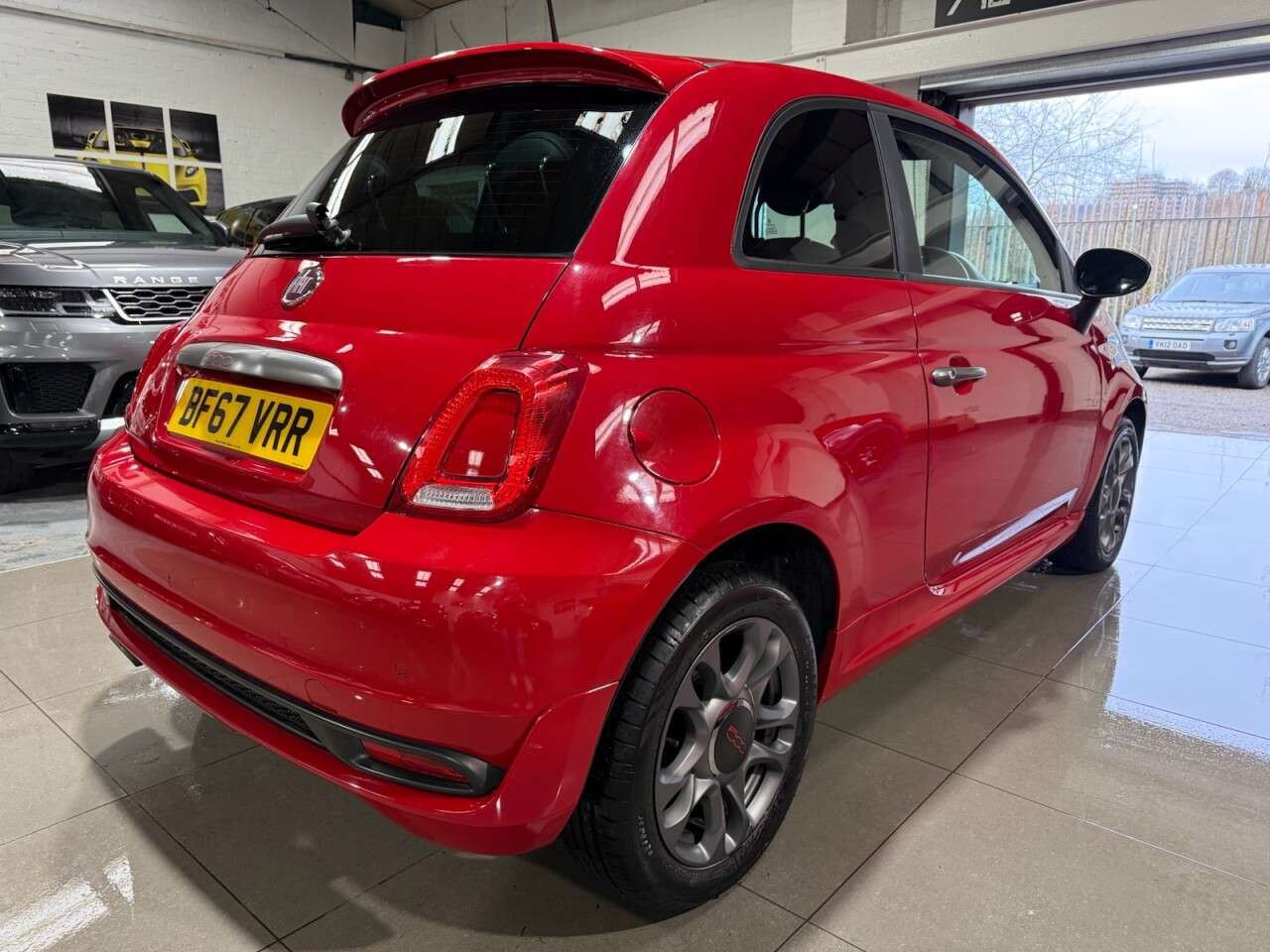 2017 FIAT 500 2017 FIAT 500