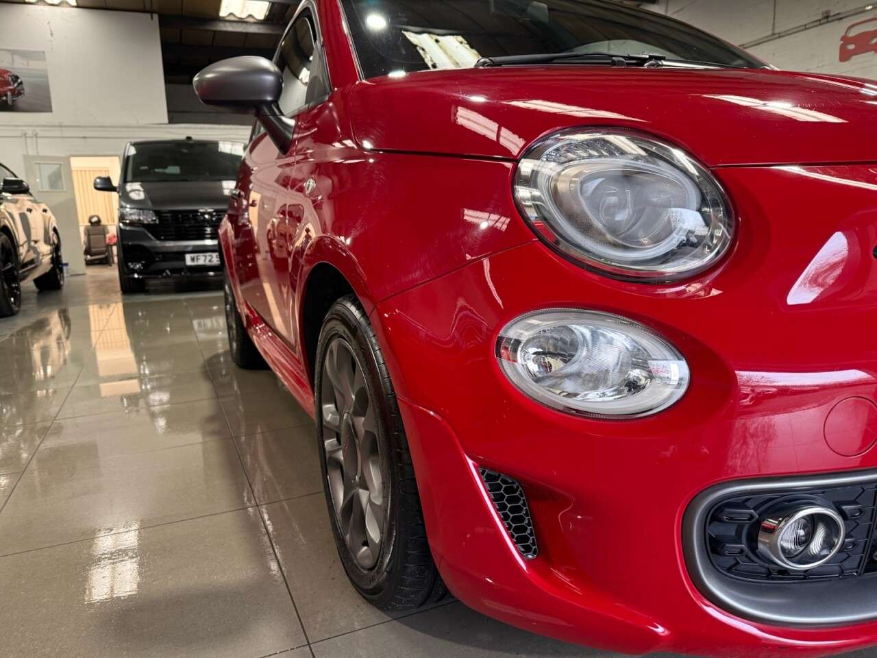2017 FIAT 500 2017 FIAT 500
