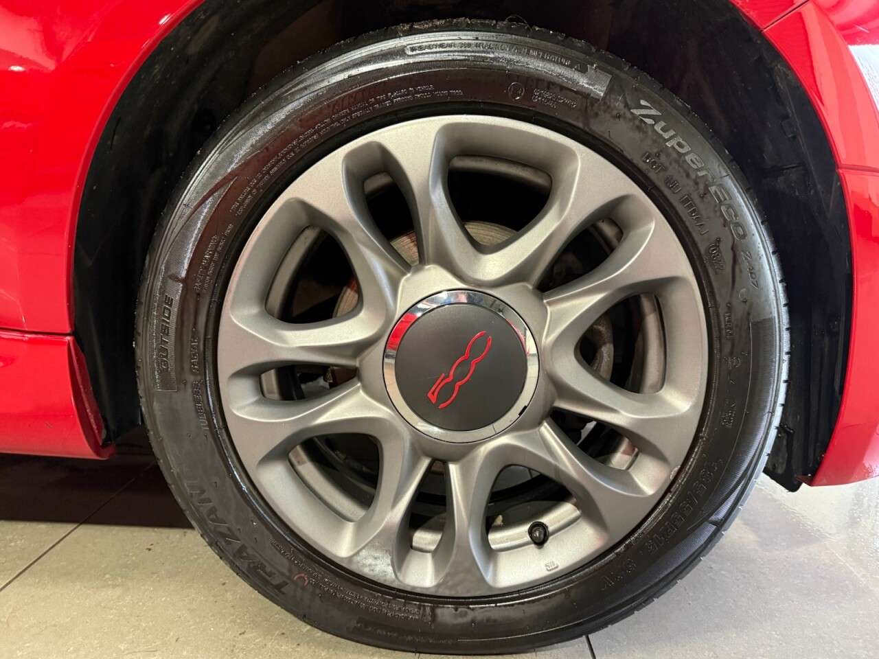 2017 FIAT 500 2017 FIAT 500