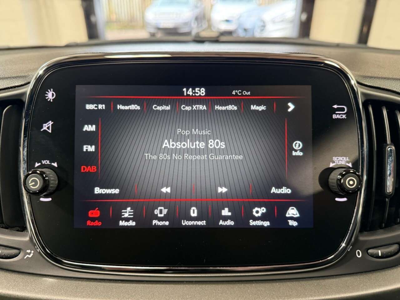 2017 FIAT 500 2017 FIAT 500