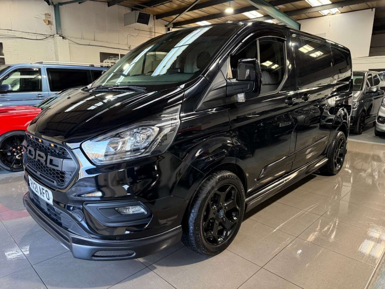 A 2021 FORD TRANSIT CUSTOM 2.0 320 EcoBlue Limited Panel Van 5dr Diesel Auto L1 H1 Euro 6 (s/s) (170 p A 2021 FORD TRANSIT CUSTOM 2.0 320 EcoBlue Limited Panel Van 5dr Diesel Auto L1 H1 Euro 6 (s/s) (170 p