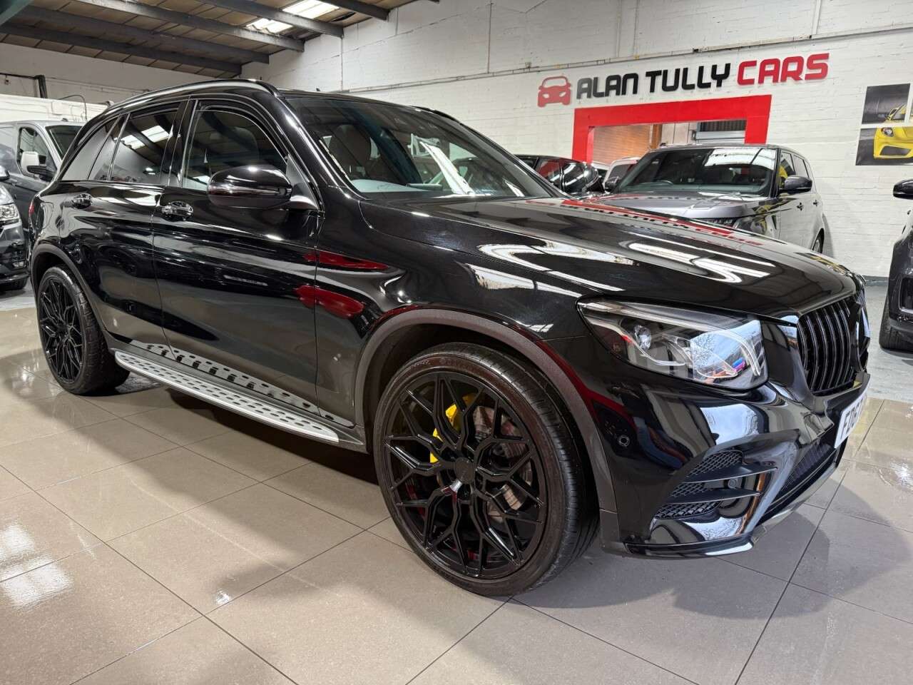 A 2017 MERCEDES-BENZ GLC 2.1 GLC250d AMG Line (Premium Plus) SUV 5dr Diesel G-Tronic 4MATIC Euro 6 ( A 2017 MERCEDES-BENZ GLC 2.1 GLC250d AMG Line (Premium Plus) SUV 5dr Diesel G-Tronic 4MATIC Euro 6 (