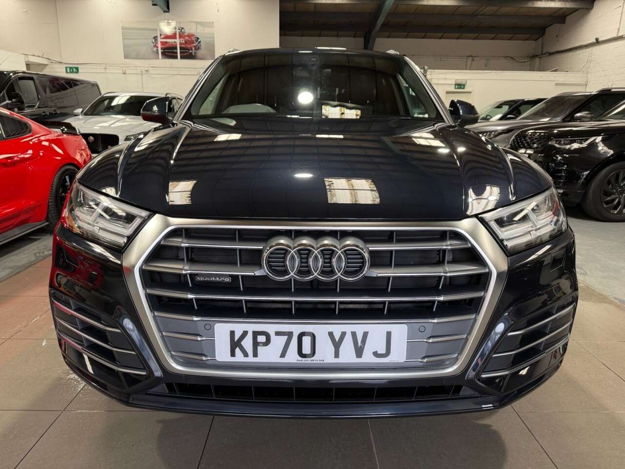 A 2020 AUDI Q5 2.0 TFSI 45 S line SUV 5dr Petrol S Tronic quattro Euro 6 (s/s) (245 ps) A 2020 AUDI Q5 2.0 TFSI 45 S line SUV 5dr Petrol S Tronic quattro Euro 6 (s/s) (245 ps)