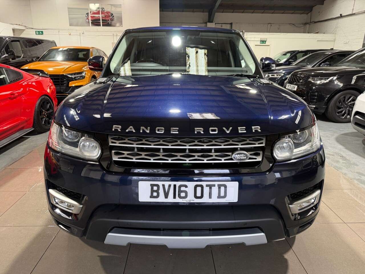 A 2016 LAND ROVER RANGE ROVER SPORT RANGE ROVER SPORT HSE SDV6 A 2016 LAND ROVER RANGE ROVER SPORT RANGE ROVER SPORT HSE SDV6