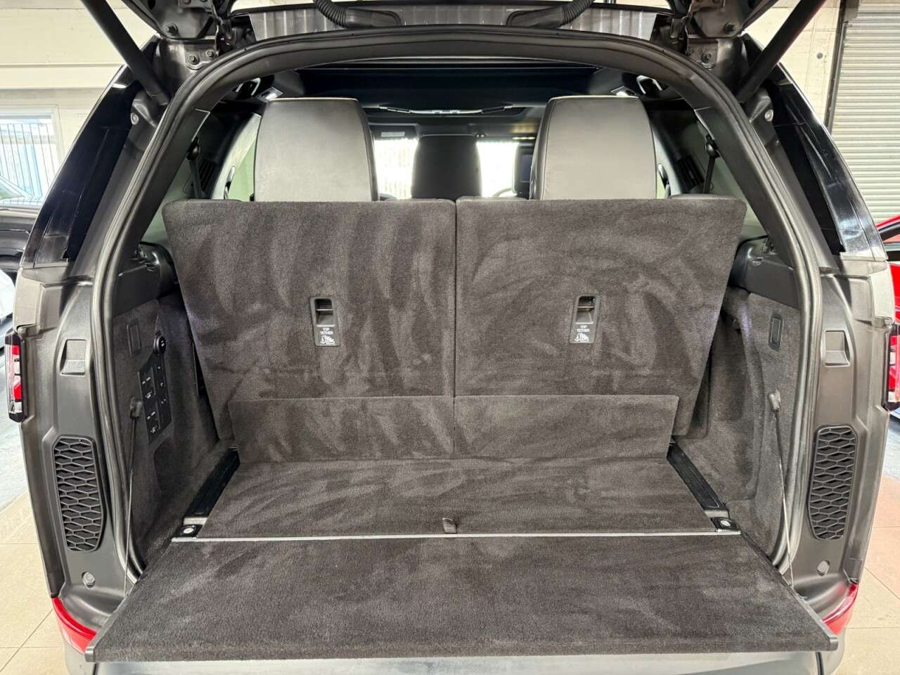 2017 LAND ROVER DISCOVERY 2017 LAND ROVER DISCOVERY