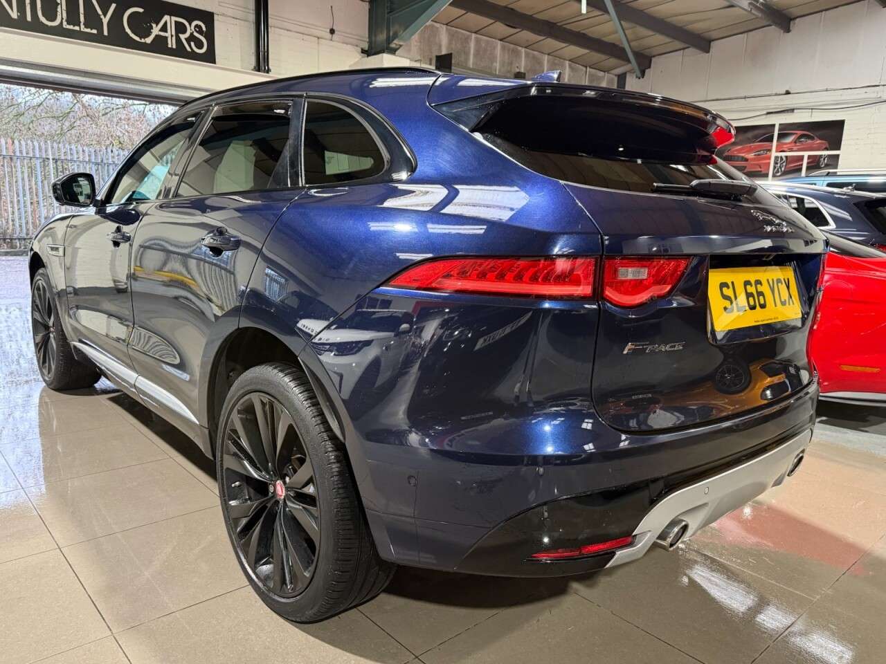 2017 JAGUAR F-PACE 2017 JAGUAR F-PACE