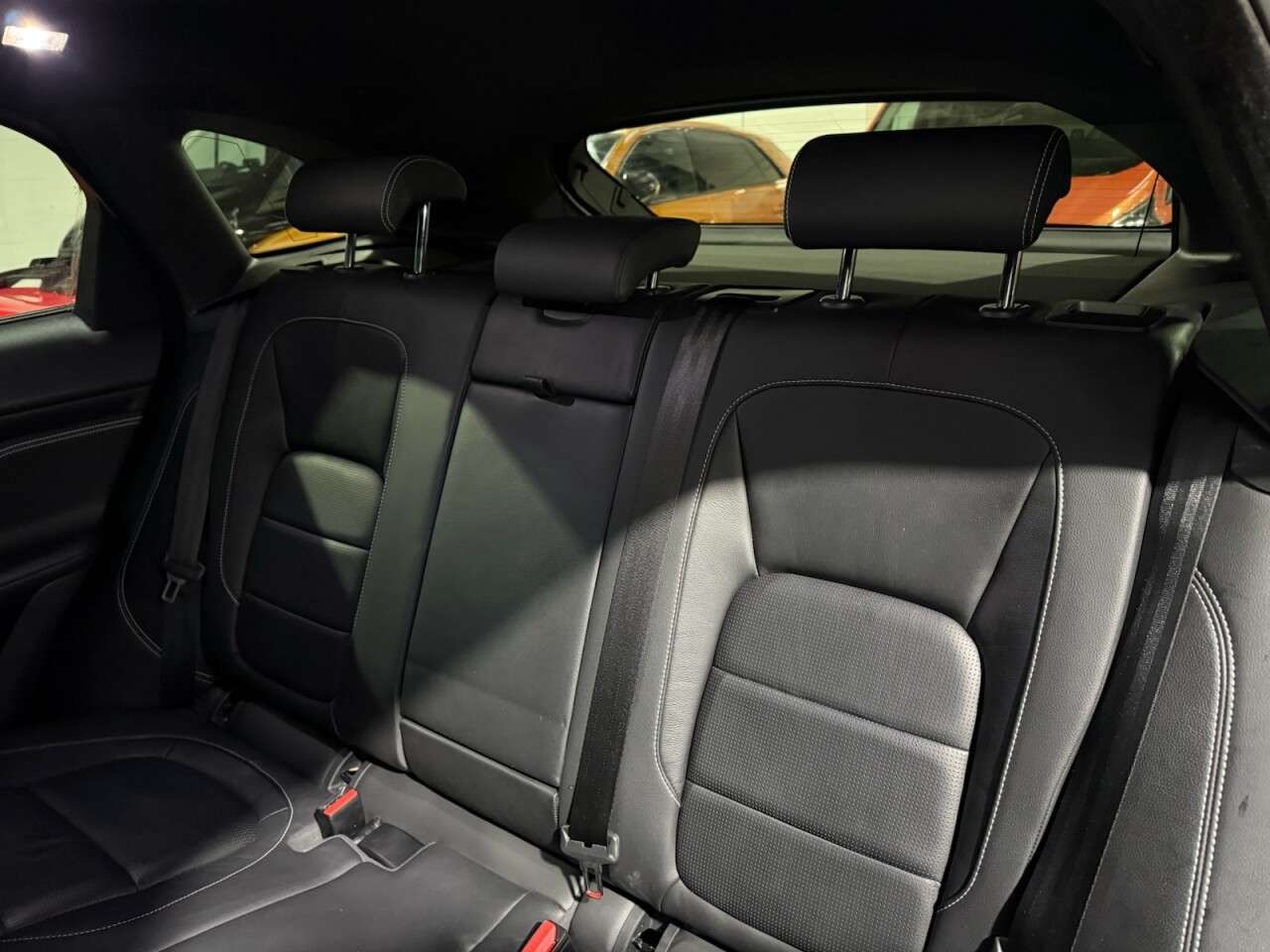 2017 JAGUAR F-PACE 2017 JAGUAR F-PACE