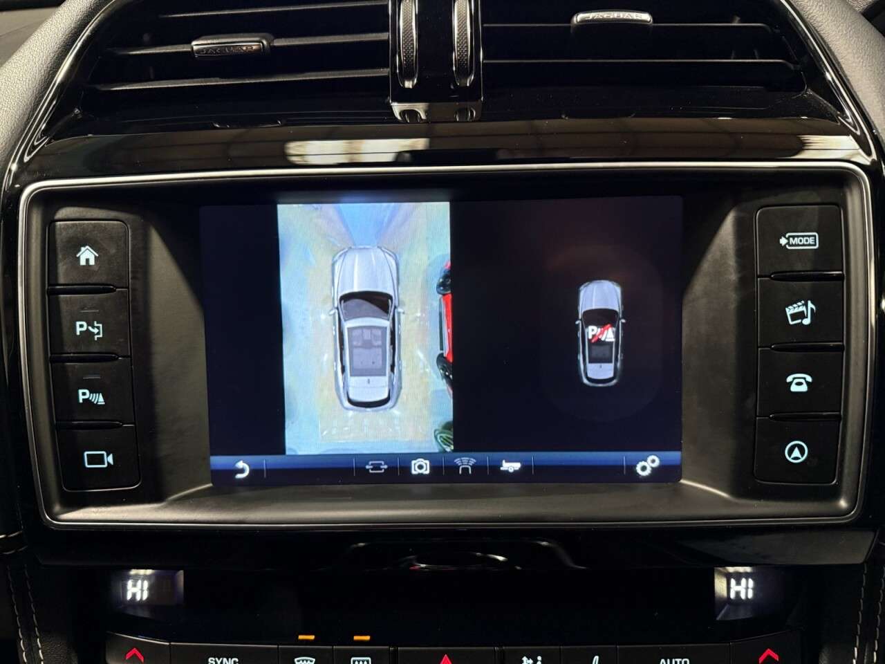 2017 JAGUAR F-PACE 2017 JAGUAR F-PACE