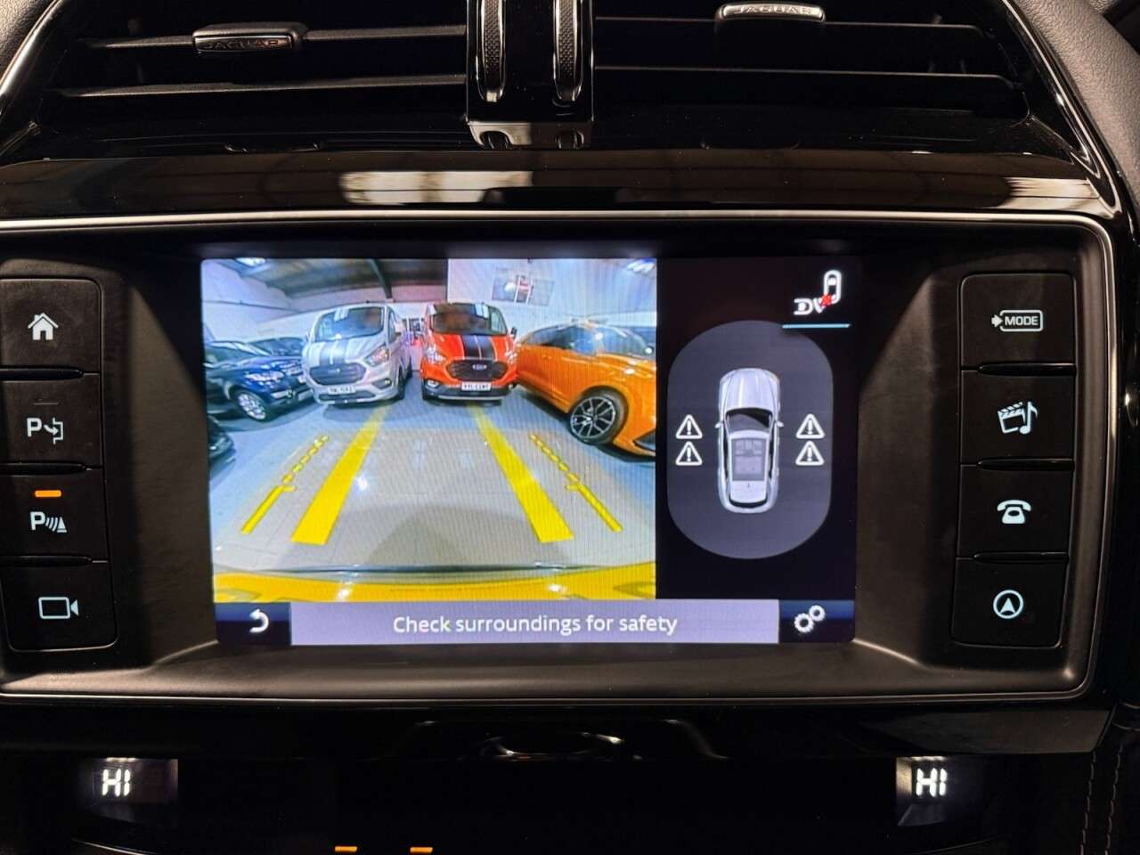 2017 JAGUAR F-PACE 2017 JAGUAR F-PACE