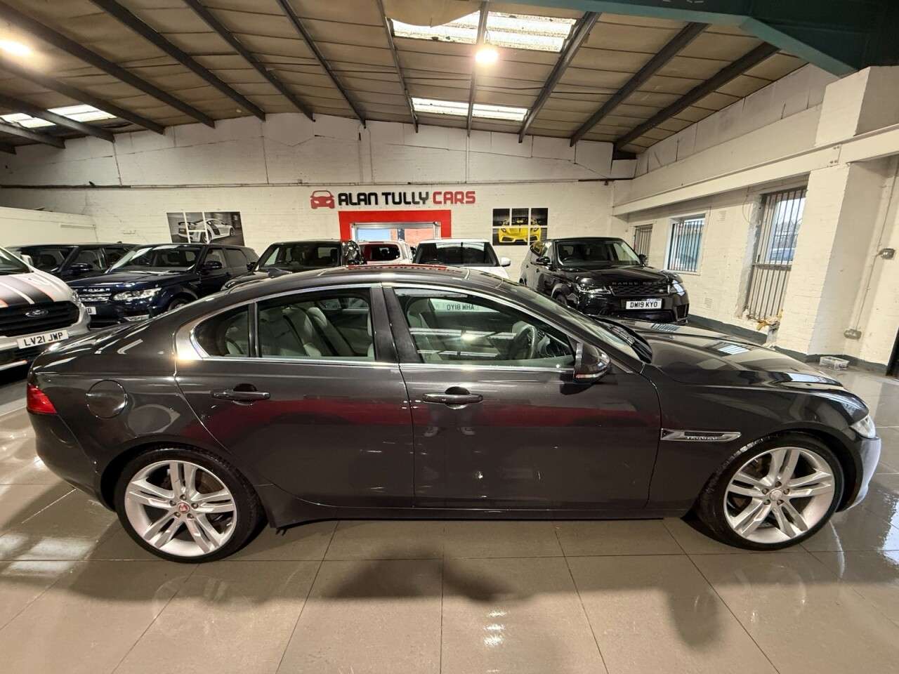 2016 JAGUAR XE 2016 JAGUAR XE