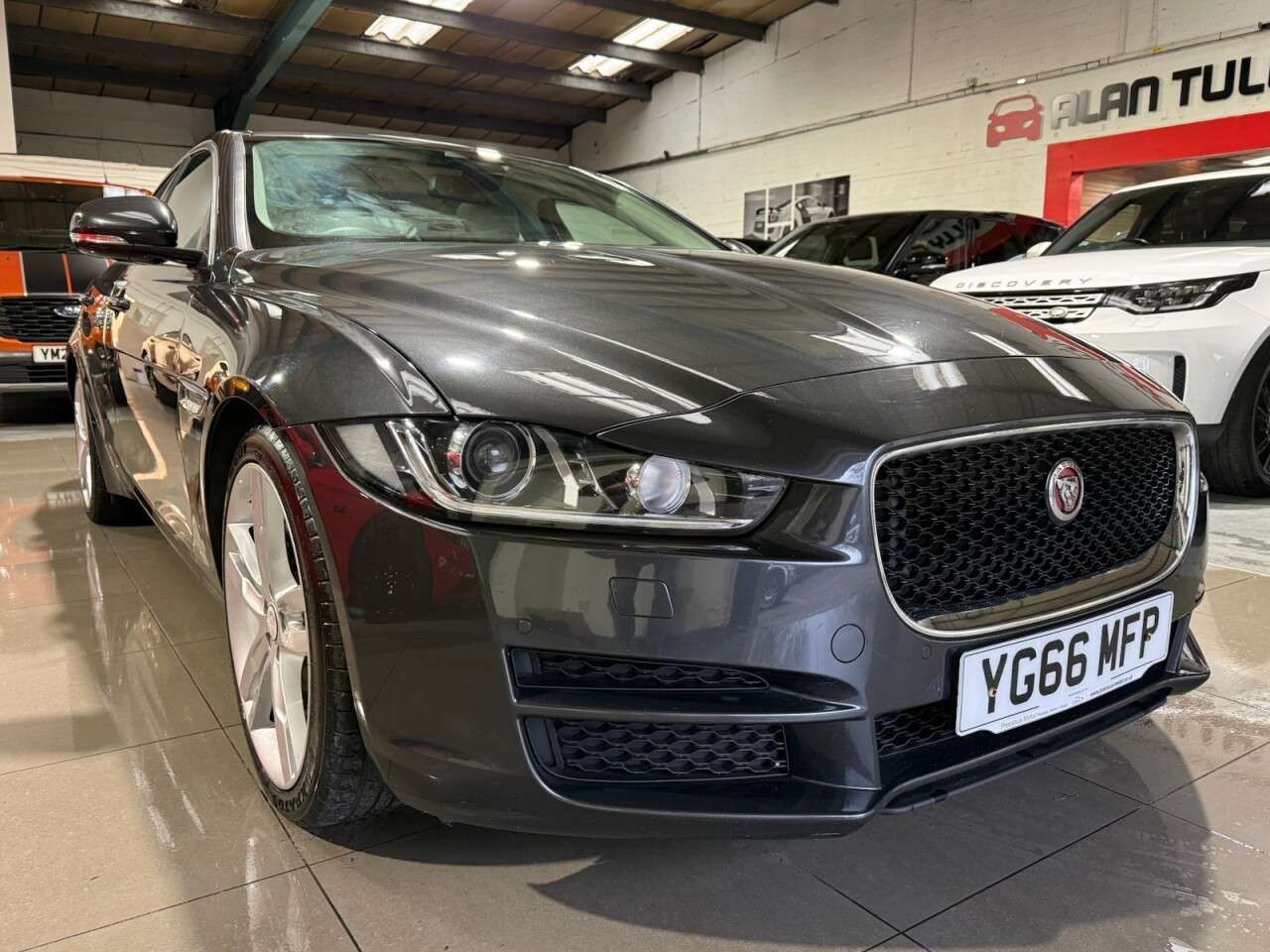 2016 JAGUAR XE 2016 JAGUAR XE