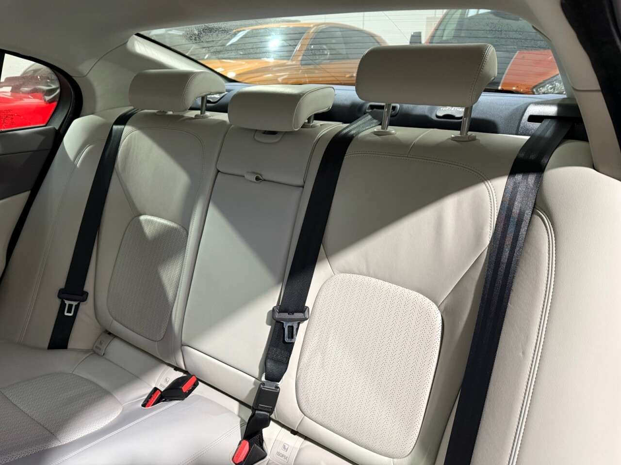 2016 JAGUAR XE 2016 JAGUAR XE