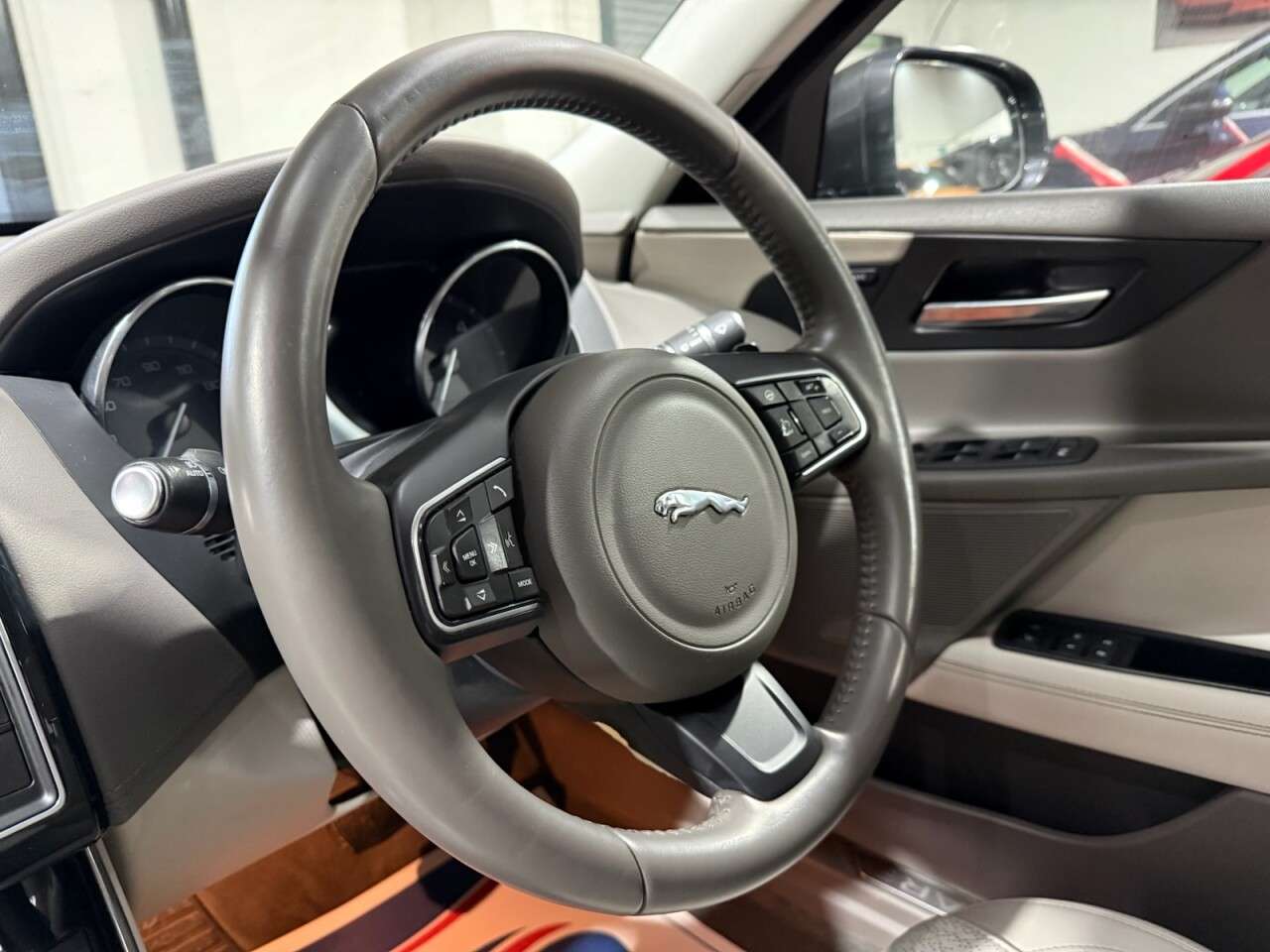 2016 JAGUAR XE 2016 JAGUAR XE