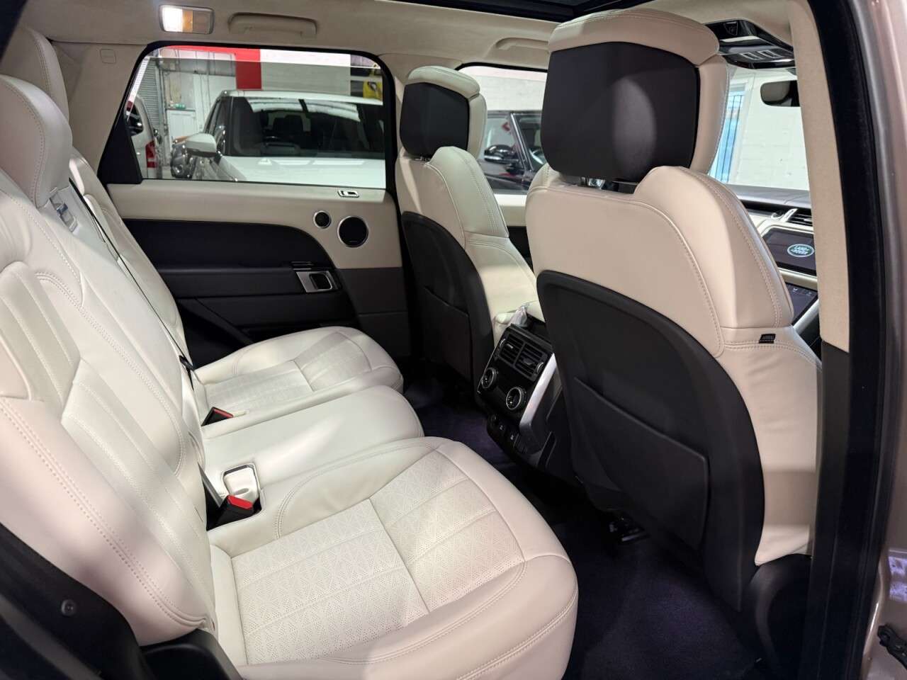 2021 LAND ROVER RANGE ROVER SPORT 2021 LAND ROVER RANGE ROVER SPORT