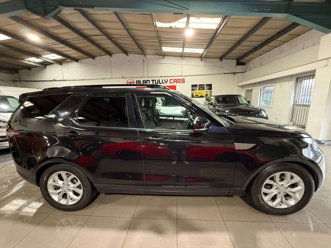 2017 LAND ROVER DISCOVERY 2017 LAND ROVER DISCOVERY