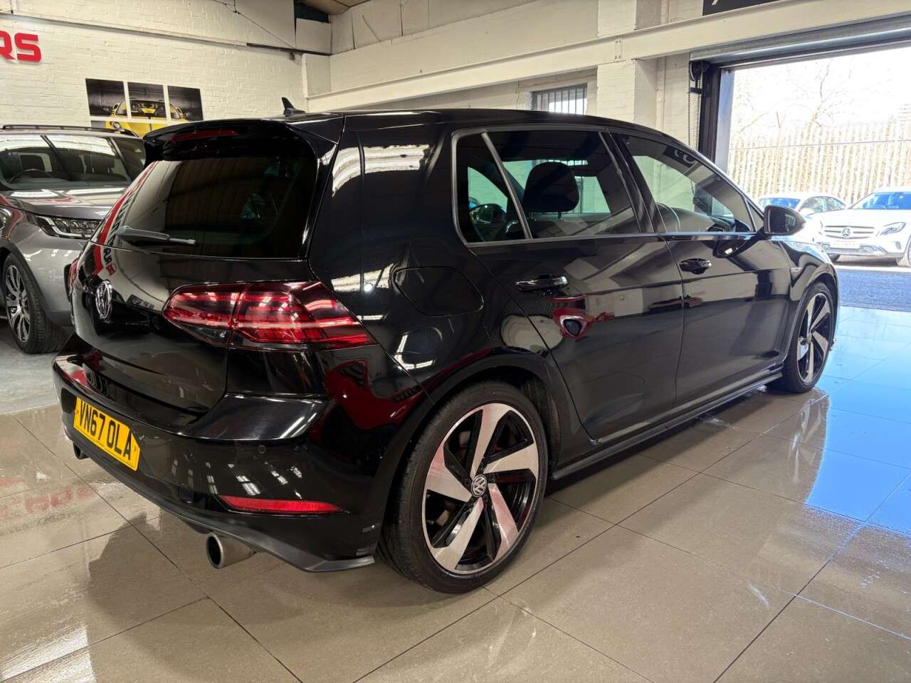 2017 VOLKSWAGEN GOLF 2017 VOLKSWAGEN GOLF