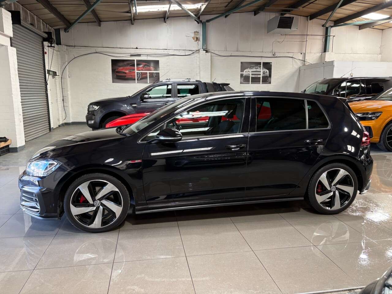 2017 VOLKSWAGEN GOLF 2017 VOLKSWAGEN GOLF