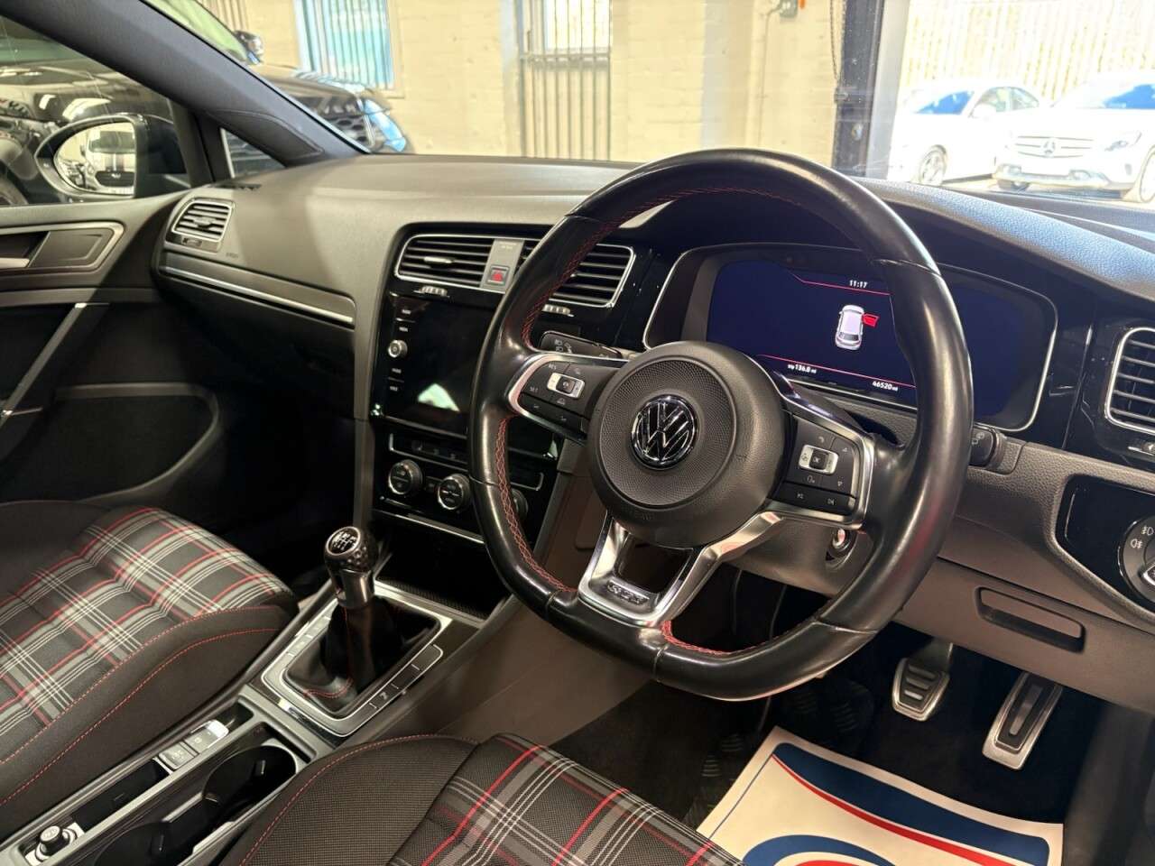 2017 VOLKSWAGEN GOLF 2017 VOLKSWAGEN GOLF