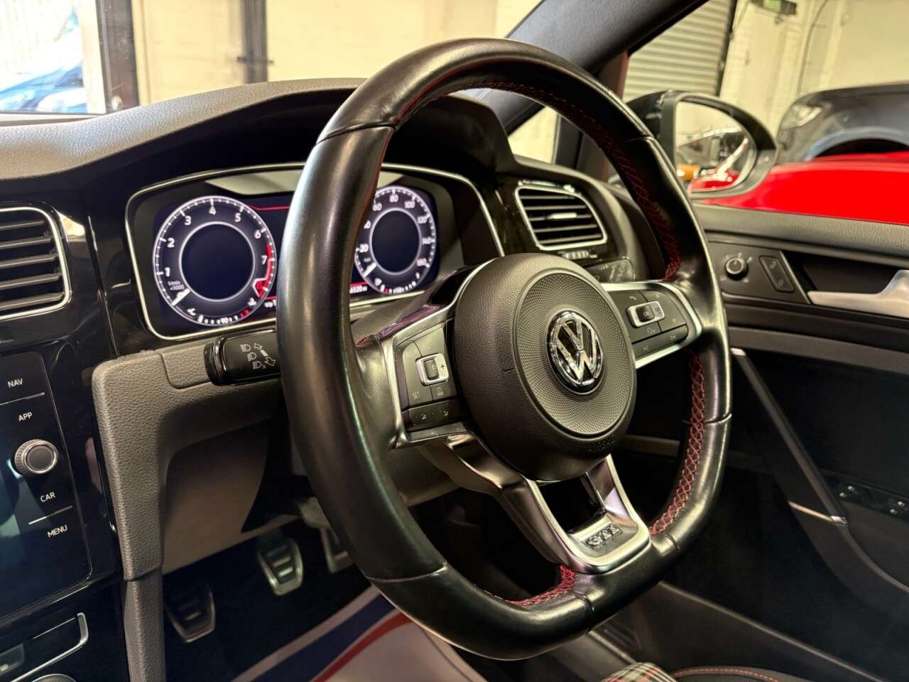 2017 VOLKSWAGEN GOLF 2017 VOLKSWAGEN GOLF