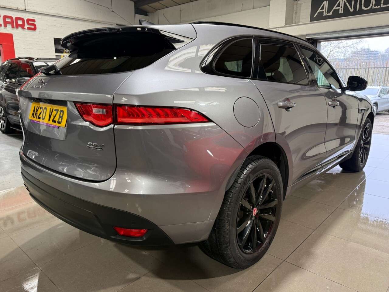 2020 JAGUAR F-PACE 2020 JAGUAR F-PACE