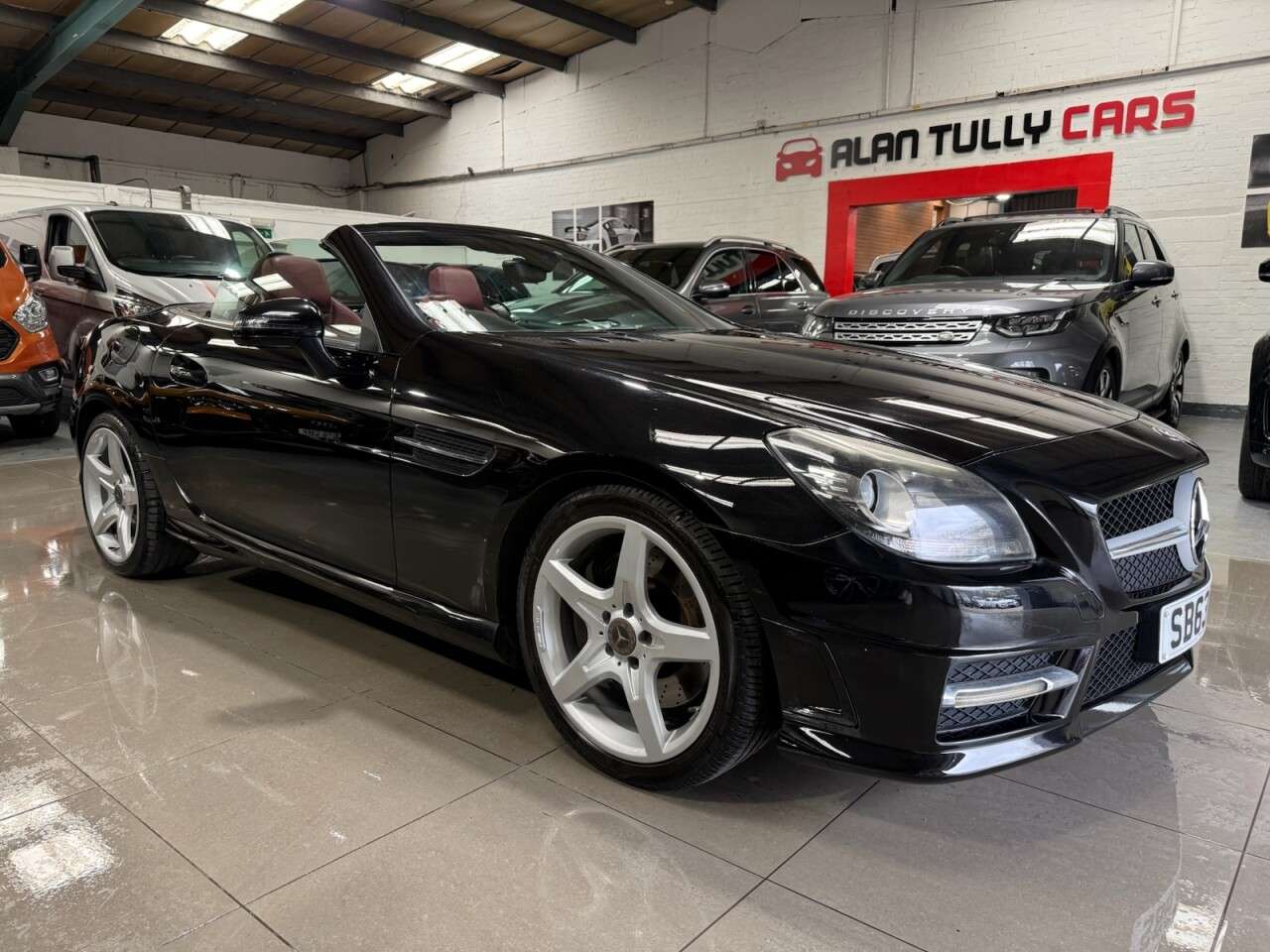 A 2014 MERCEDES-BENZ SLK 2.1 SLK250 CDI AMG Sport Convertible 2dr Diesel G-Tronic+ Euro 5 (s/s) (204 A 2014 MERCEDES-BENZ SLK 2.1 SLK250 CDI AMG Sport Convertible 2dr Diesel G-Tronic+ Euro 5 (s/s) (204