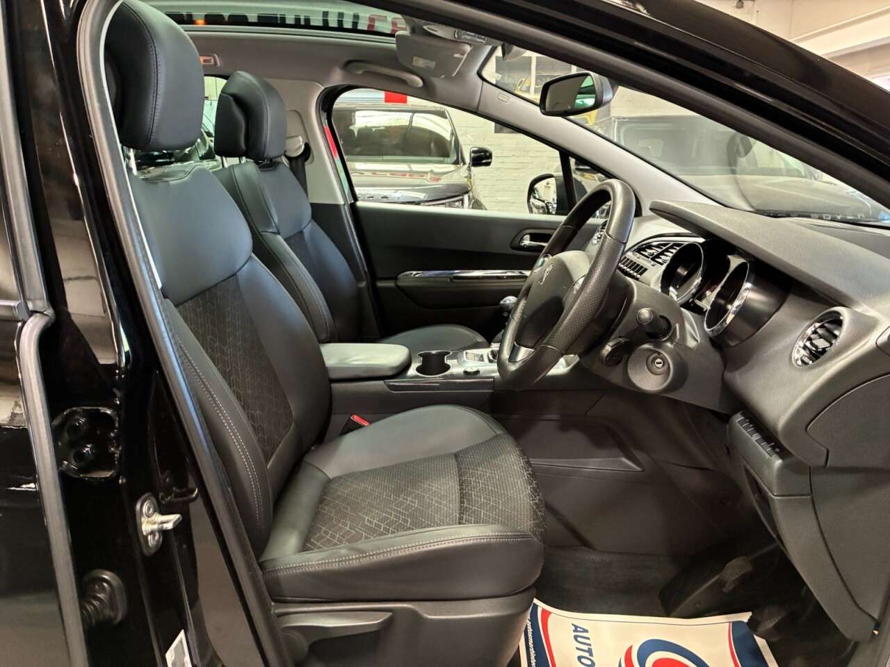 2016 PEUGEOT 3008 2016 PEUGEOT 3008