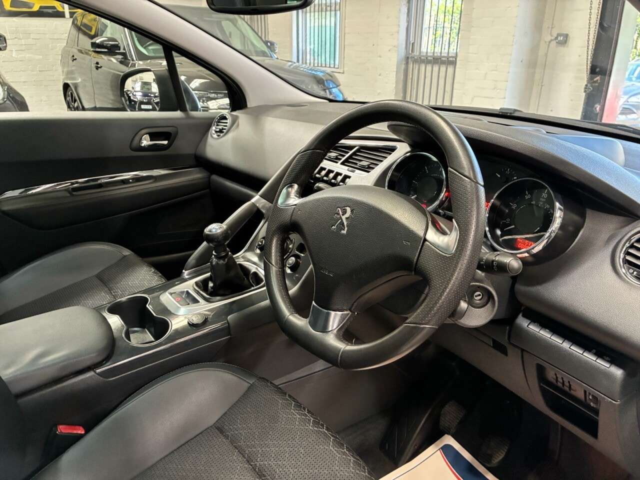 2016 PEUGEOT 3008 2016 PEUGEOT 3008