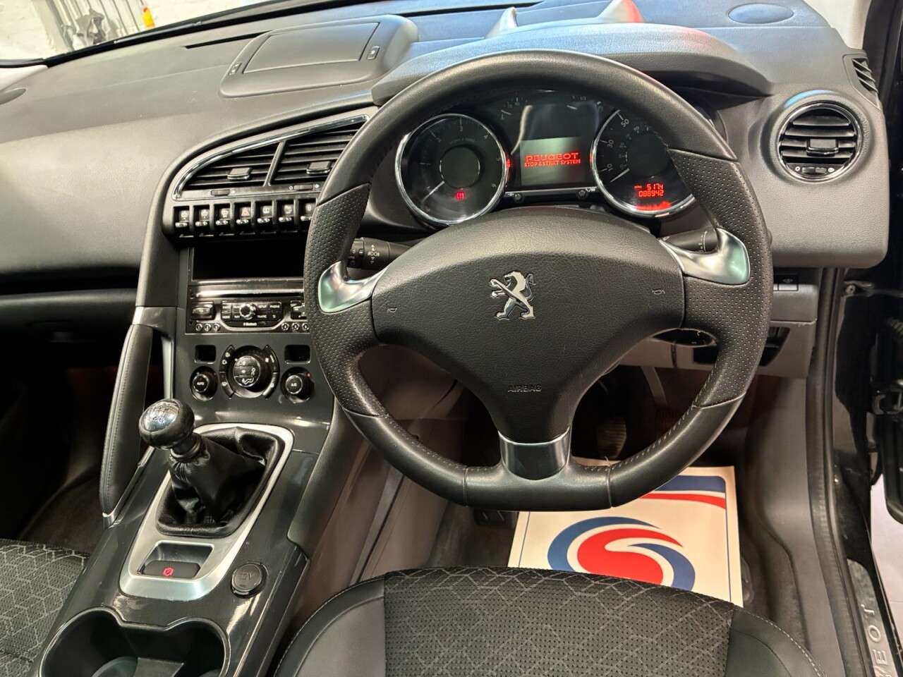 2016 PEUGEOT 3008 2016 PEUGEOT 3008