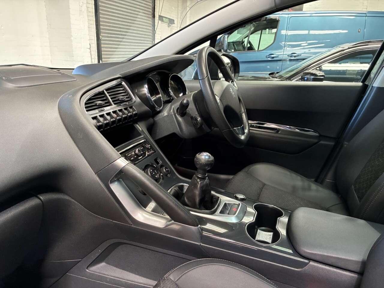 2016 PEUGEOT 3008 2016 PEUGEOT 3008