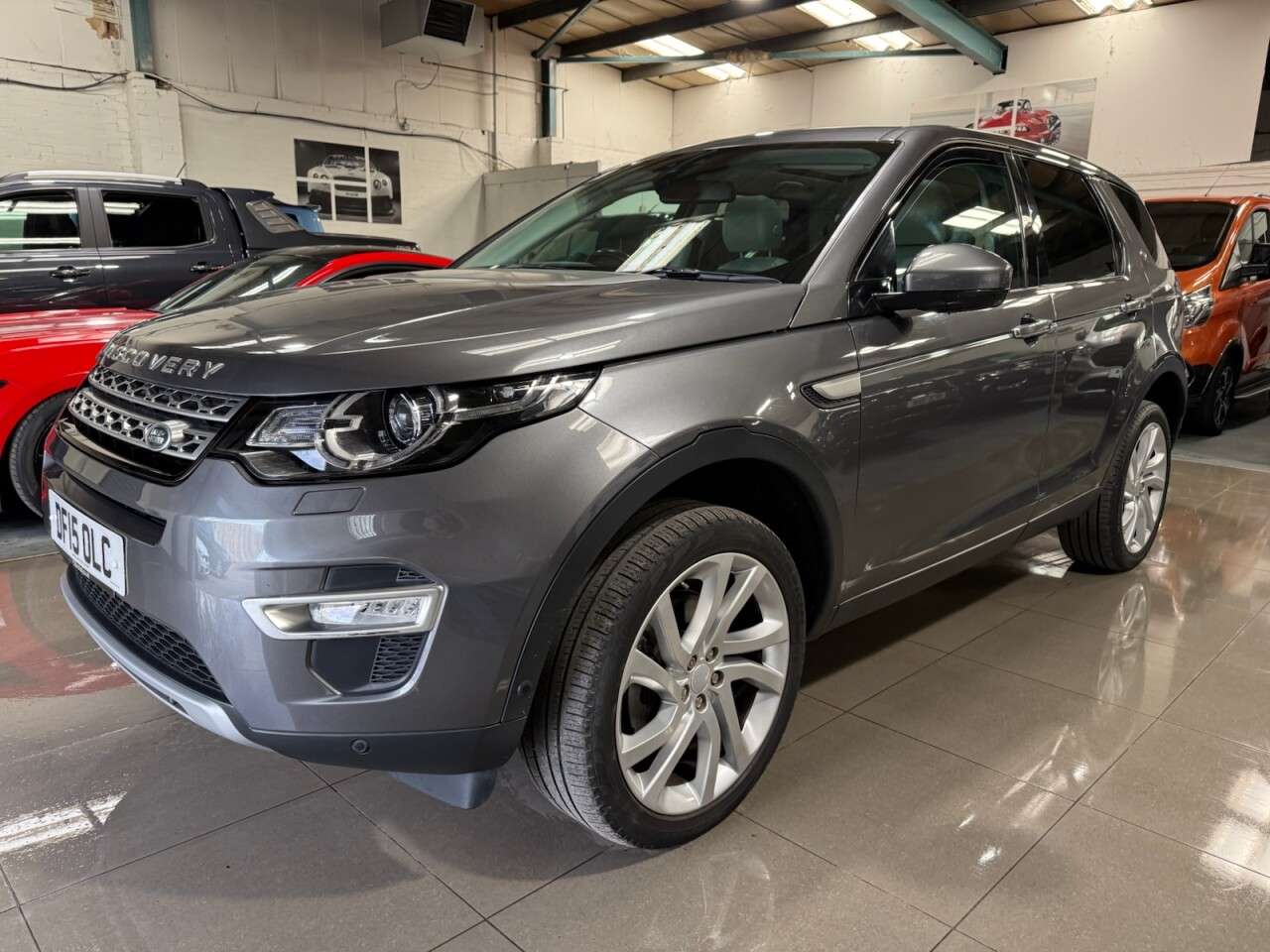 A 2015 LAND ROVER DISCOVERY SPORT 2.2 SD4 HSE Luxury SUV 5dr Diesel Auto 4WD Euro 5 (s/s) (190 ps) A 2015 LAND ROVER DISCOVERY SPORT 2.2 SD4 HSE Luxury SUV 5dr Diesel Auto 4WD Euro 5 (s/s) (190 ps)