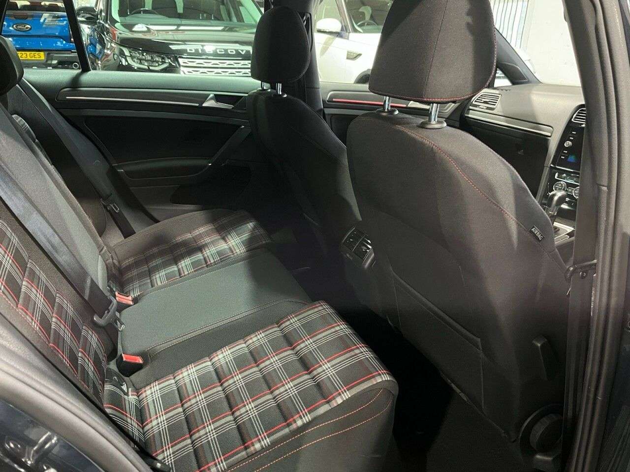 2018 VOLKSWAGEN GOLF 2018 VOLKSWAGEN GOLF