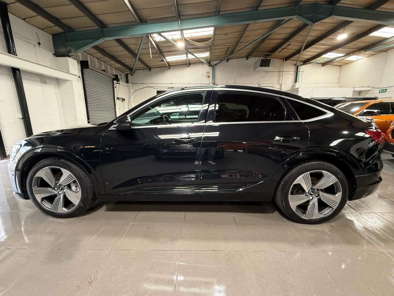 2021 AUDI E-TRON 2021 AUDI E-TRON