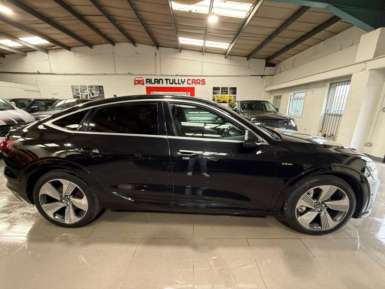 2021 AUDI E-TRON 2021 AUDI E-TRON