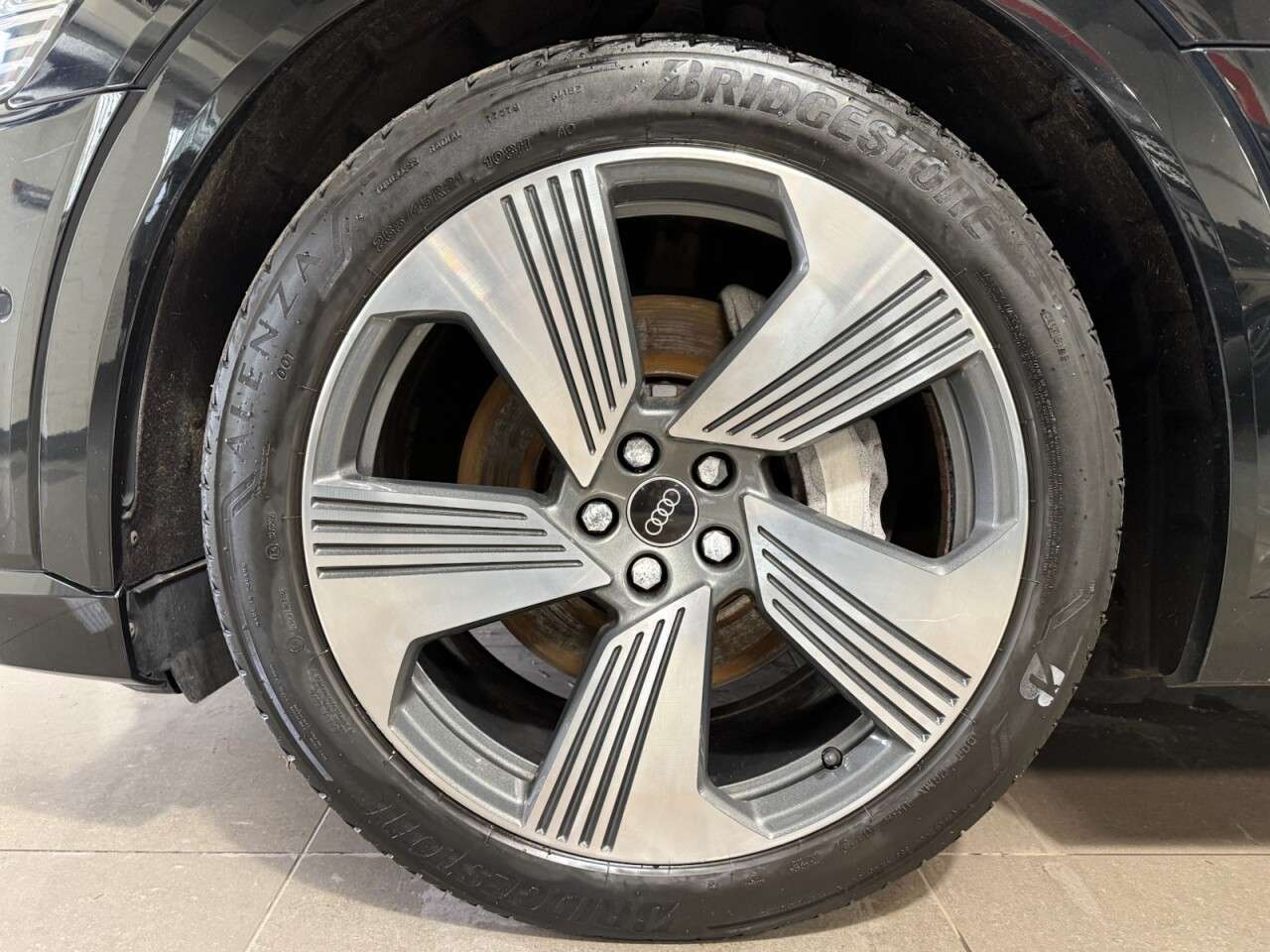 2021 AUDI E-TRON 2021 AUDI E-TRON