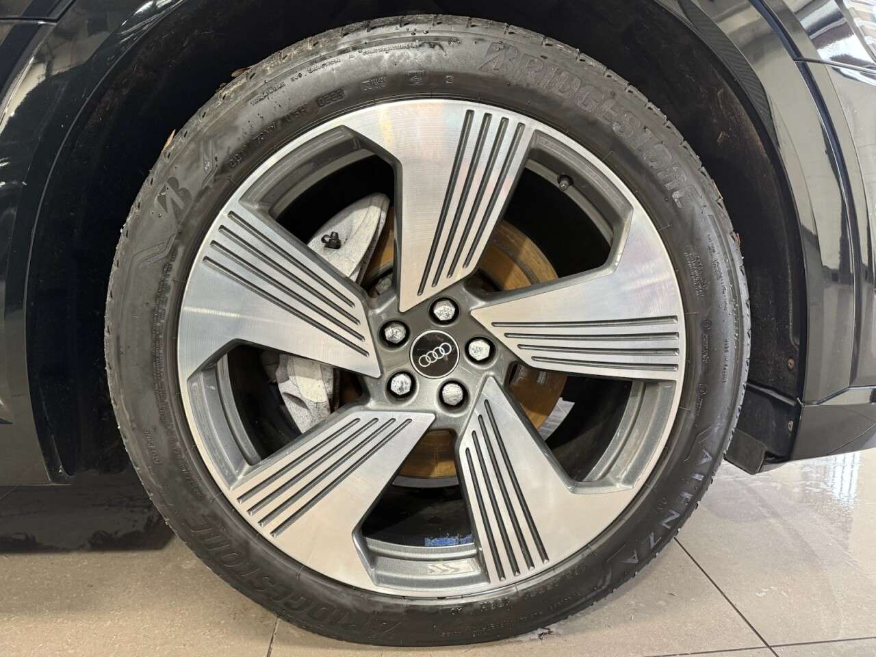 2021 AUDI E-TRON 2021 AUDI E-TRON