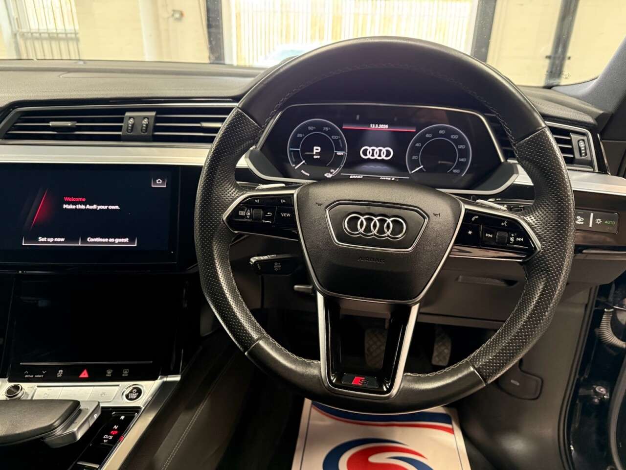 2021 AUDI E-TRON 2021 AUDI E-TRON