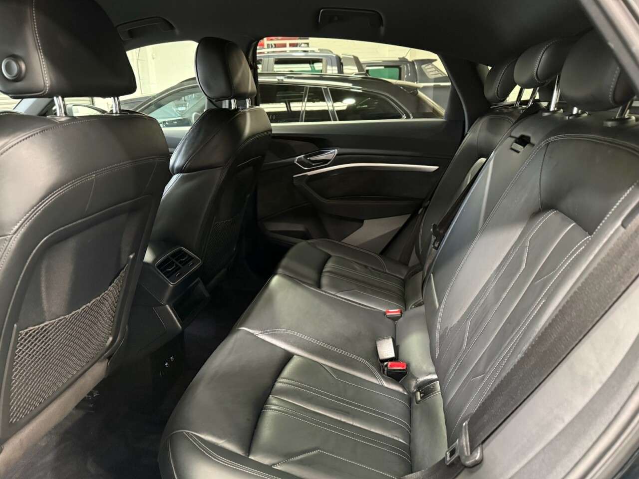 2021 AUDI E-TRON 2021 AUDI E-TRON