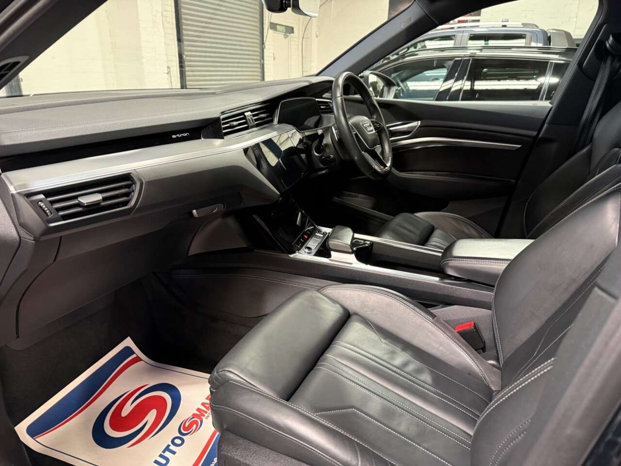 2021 AUDI E-TRON 2021 AUDI E-TRON