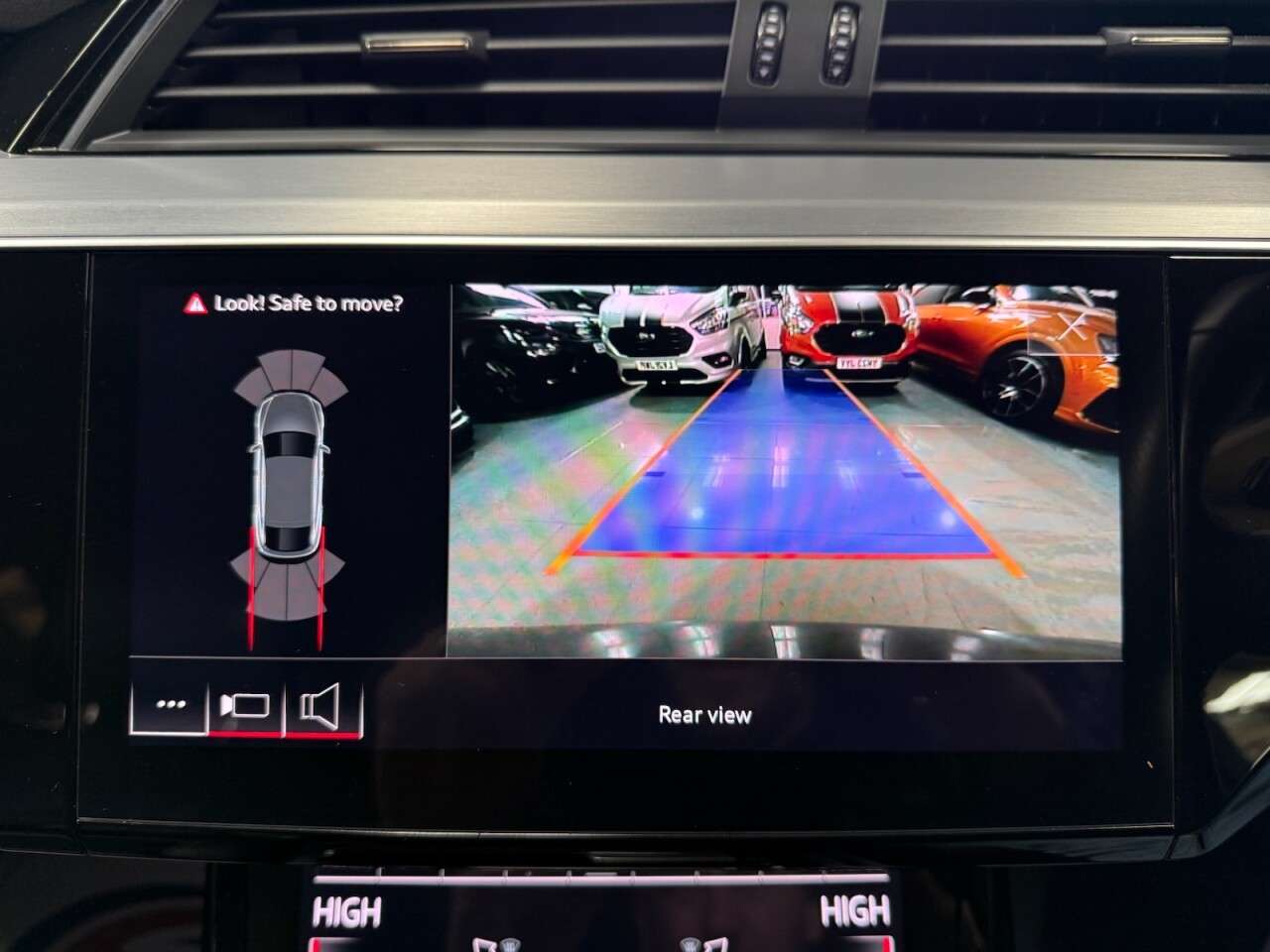 2021 AUDI E-TRON 2021 AUDI E-TRON