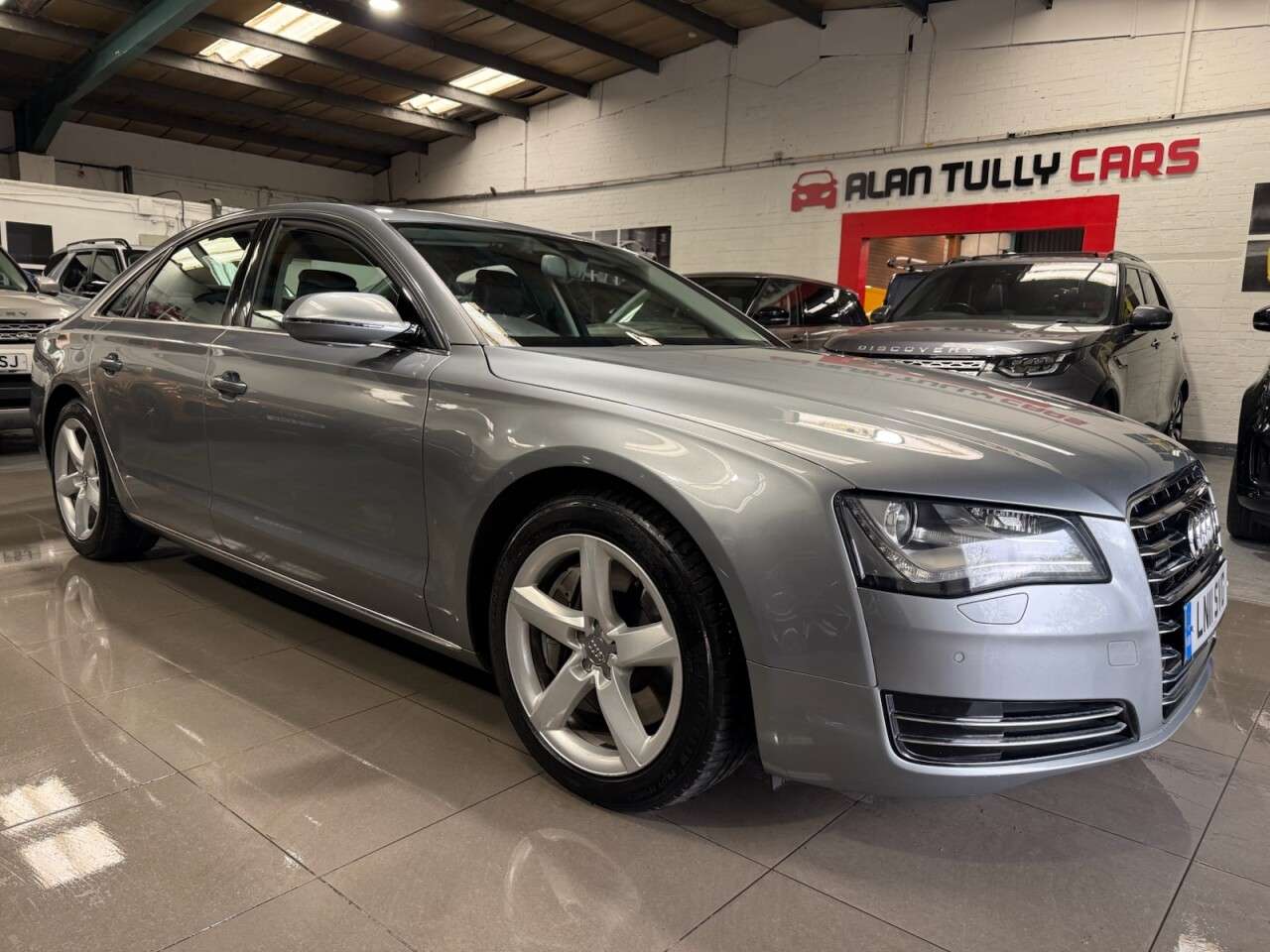 A 2011 AUDI A8 4.2 TDI V8 Executive SE Saloon 4dr Diesel Tiptronic quattro Euro 5 (350 ps) A 2011 AUDI A8 4.2 TDI V8 Executive SE Saloon 4dr Diesel Tiptronic quattro Euro 5 (350 ps)