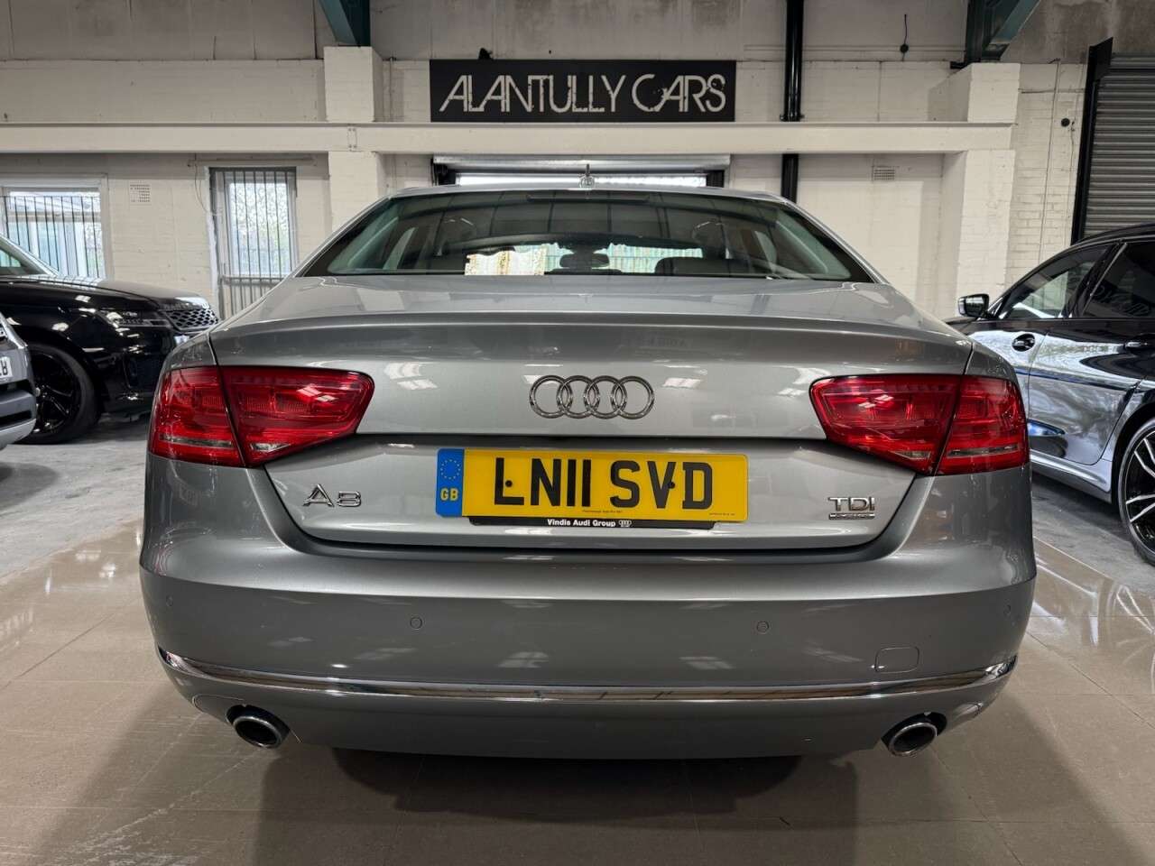A 2011 AUDI A8 4.2 TDI V8 Executive SE Saloon 4dr Diesel Tiptronic quattro Euro 5 (350 ps) A 2011 AUDI A8 4.2 TDI V8 Executive SE Saloon 4dr Diesel Tiptronic quattro Euro 5 (350 ps)