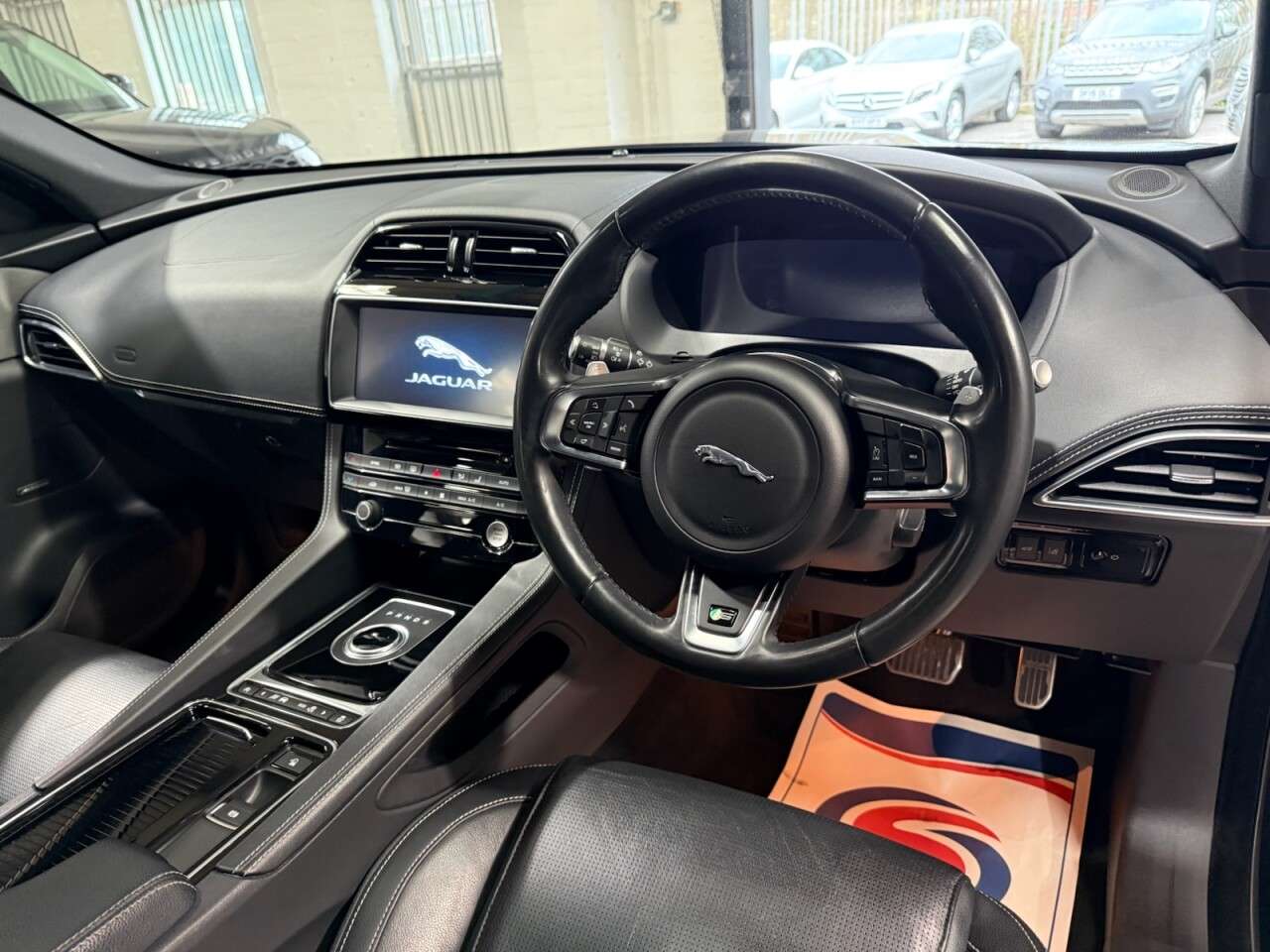 2016 JAGUAR F-PACE 2016 JAGUAR F-PACE