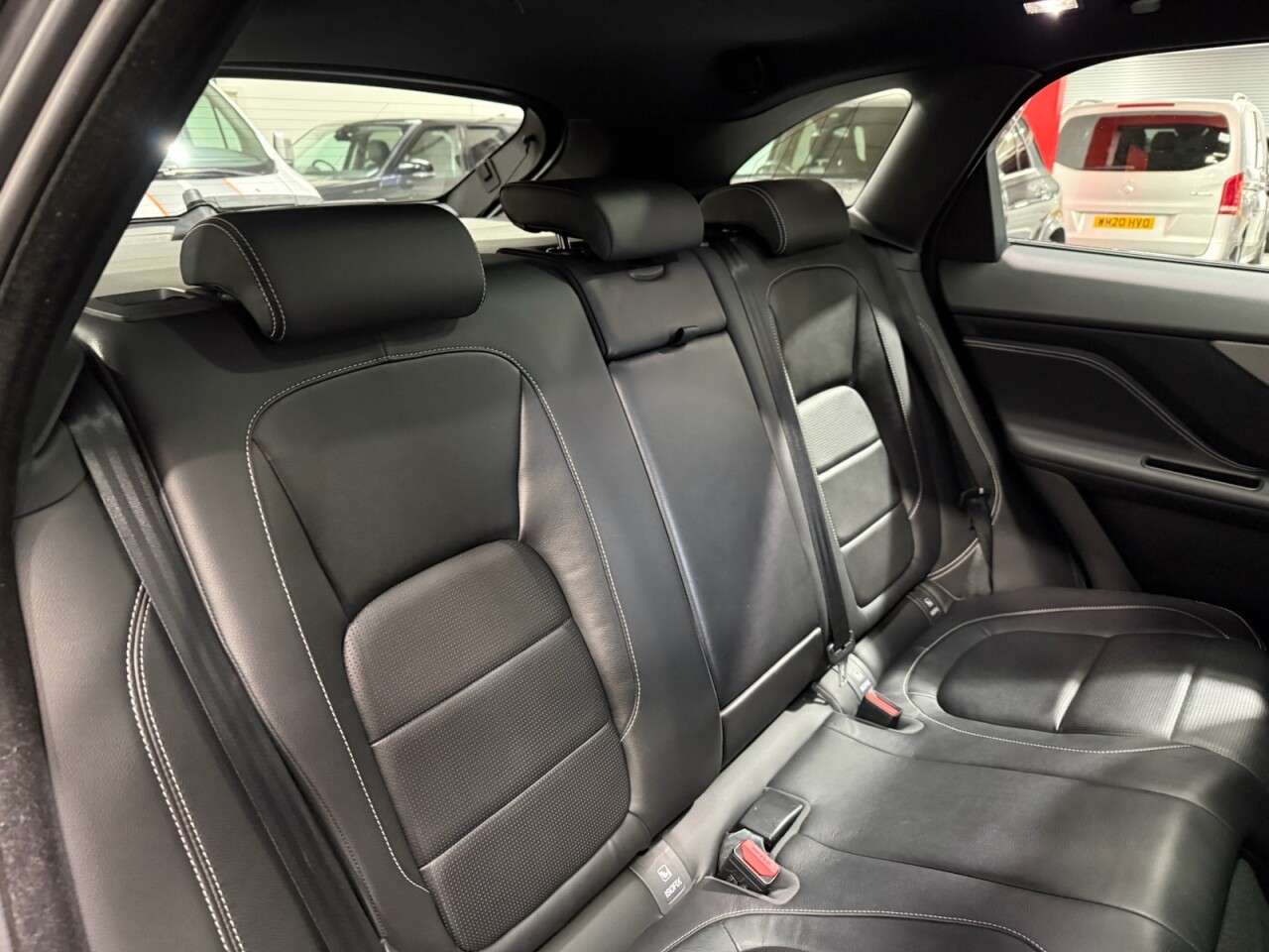 2016 JAGUAR F-PACE 2016 JAGUAR F-PACE