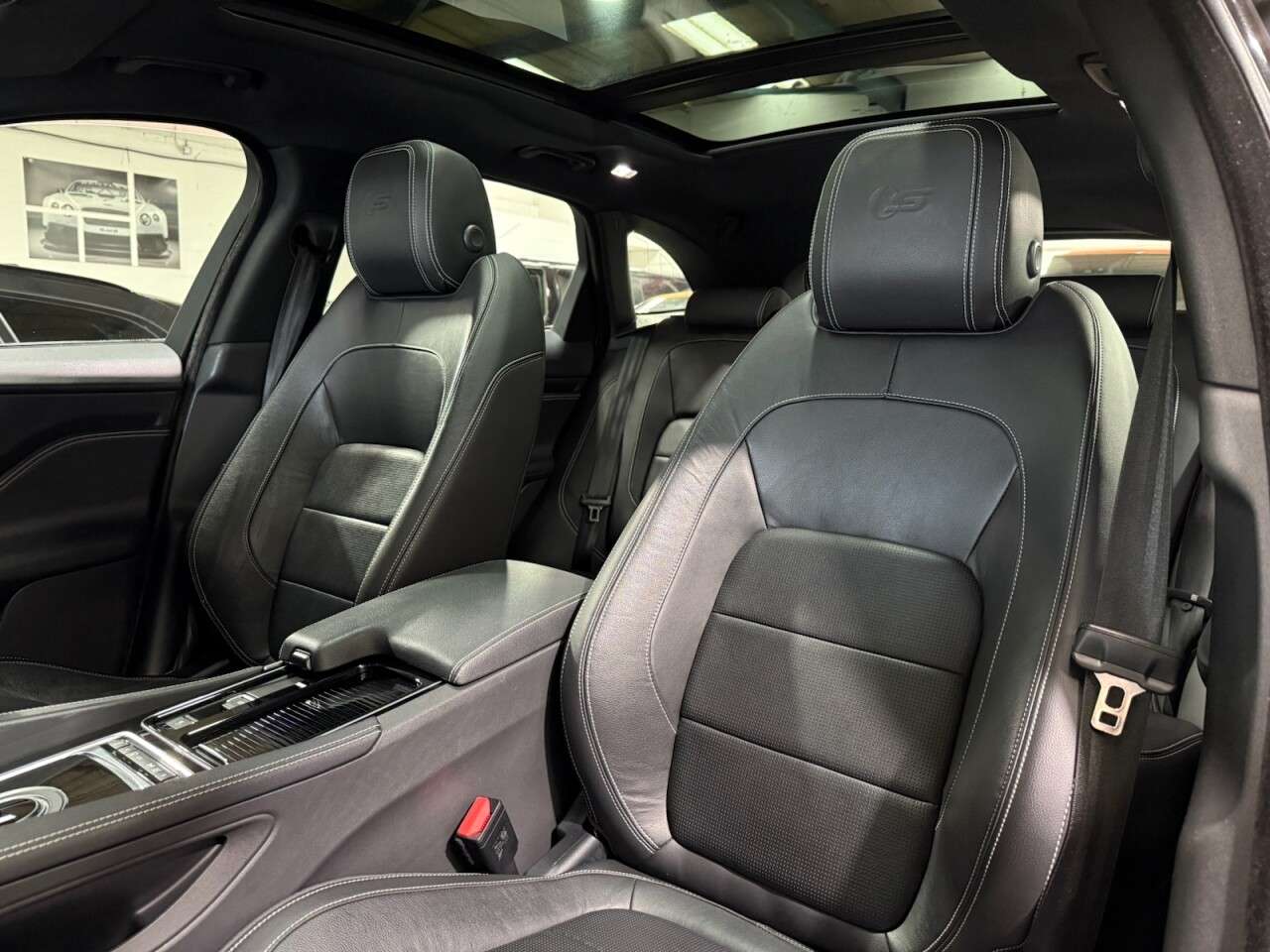 2016 JAGUAR F-PACE 2016 JAGUAR F-PACE