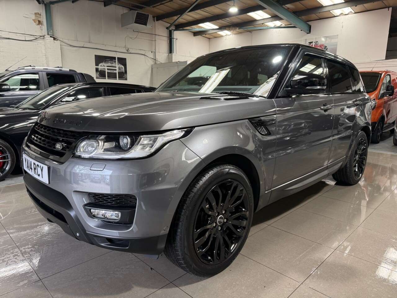 A 2014 LAND ROVER RANGE ROVER SPORT 3.0 SD V6 HSE Dynamic SUV 5dr Diesel Auto 4WD Euro 5 (s/s) (292 ps) A 2014 LAND ROVER RANGE ROVER SPORT 3.0 SD V6 HSE Dynamic SUV 5dr Diesel Auto 4WD Euro 5 (s/s) (292 ps)