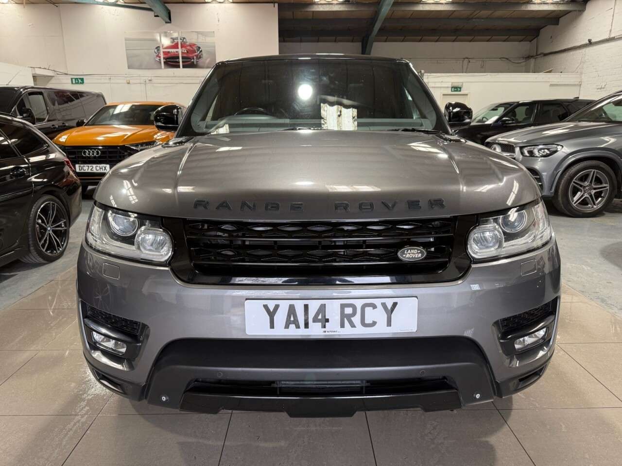 A 2014 LAND ROVER RANGE ROVER SPORT 3.0 SD V6 HSE Dynamic SUV 5dr Diesel Auto 4WD Euro 5 (s/s) (292 ps) A 2014 LAND ROVER RANGE ROVER SPORT 3.0 SD V6 HSE Dynamic SUV 5dr Diesel Auto 4WD Euro 5 (s/s) (292 ps)